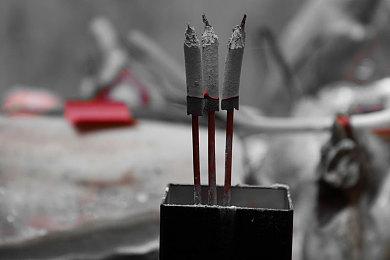 《装甲核心6》新截图公布 超酷机甲火力强大！